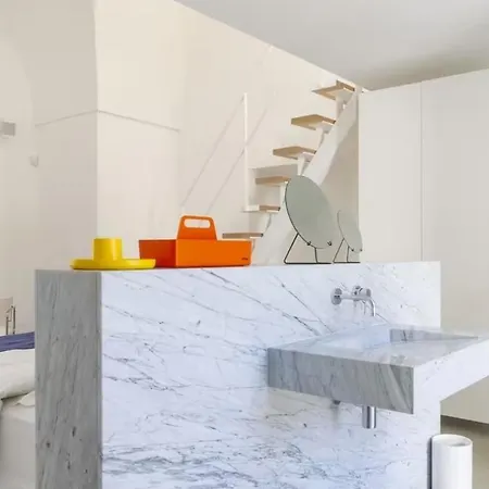 Modern For 14 People سان كاتالدو